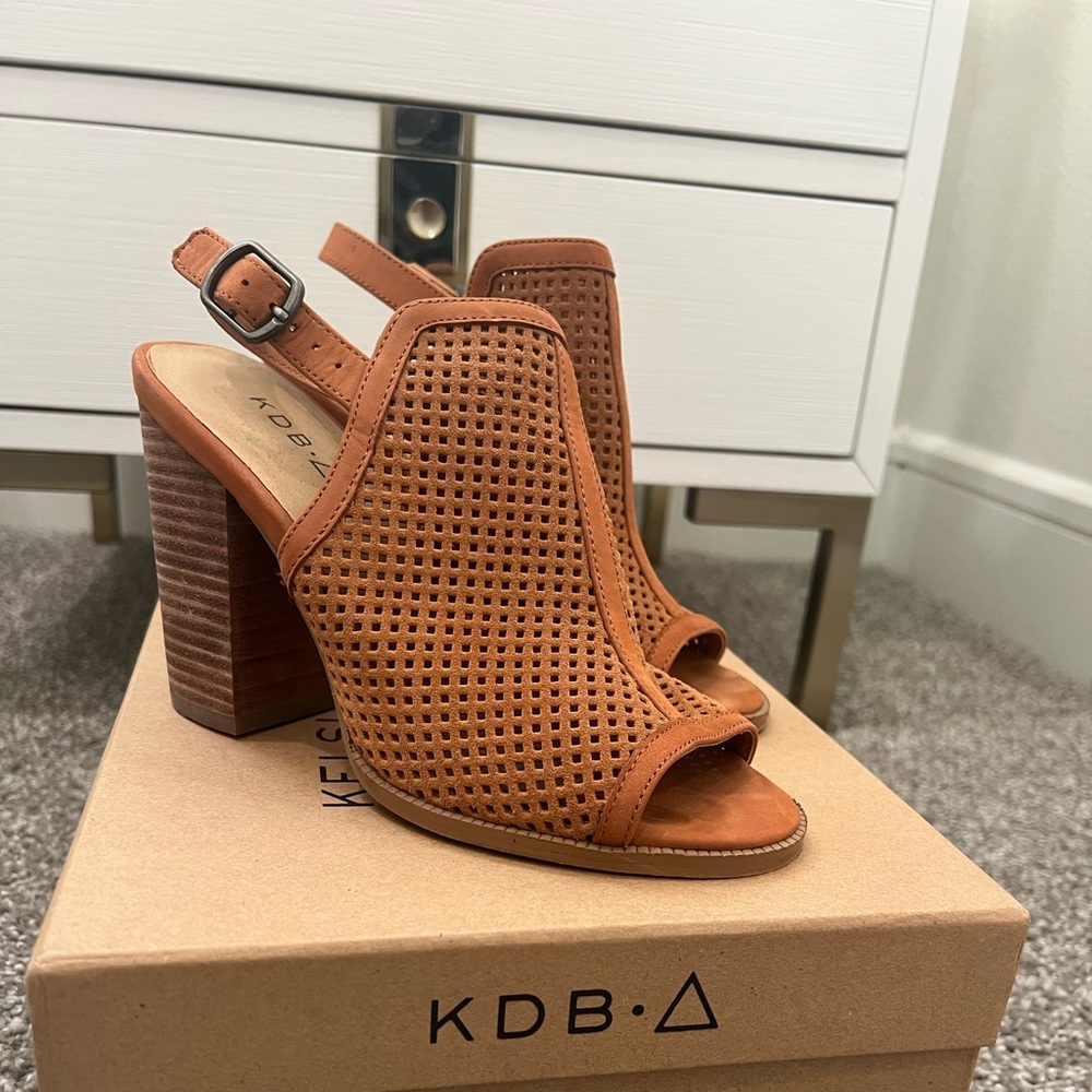 Kelsi Dagger, brooklyn heel